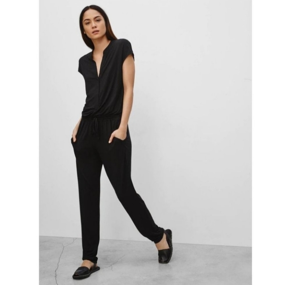 Aritzia Babaton Donnie Navy Blue Jumpsuit Women's Size XS